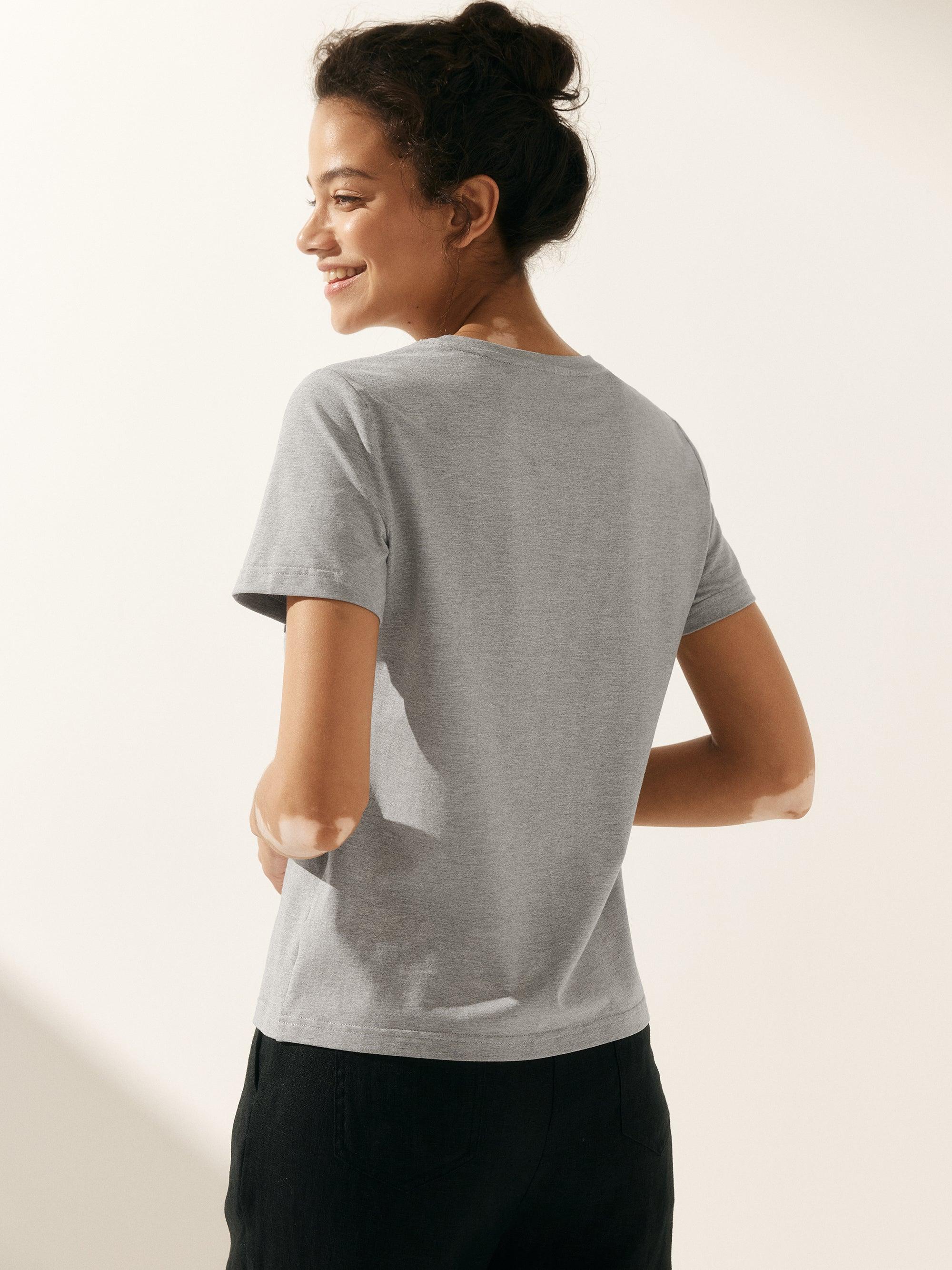 Stretch-Knit Bamboo Classic Basic Tee BELLE