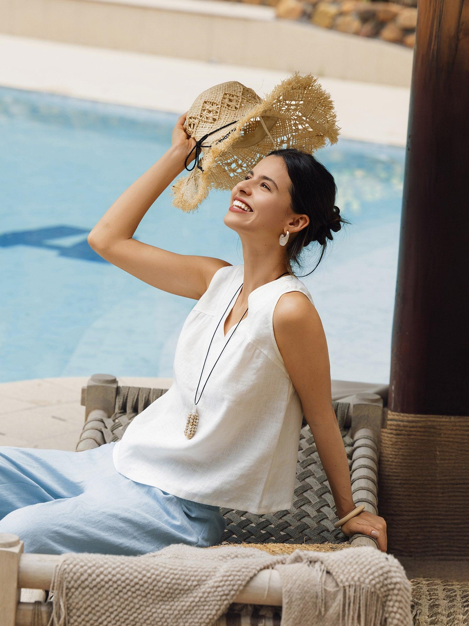 100% Linen V-Neck Sleeveless Tank Top NICOLE